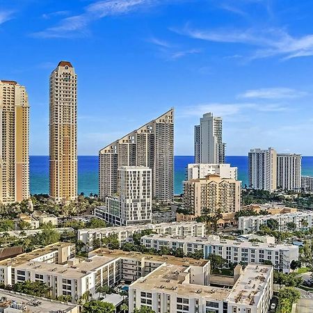 One Bedroom Steps Away From The Beach! Sunny Isles Beach Zewnętrze zdjęcie
